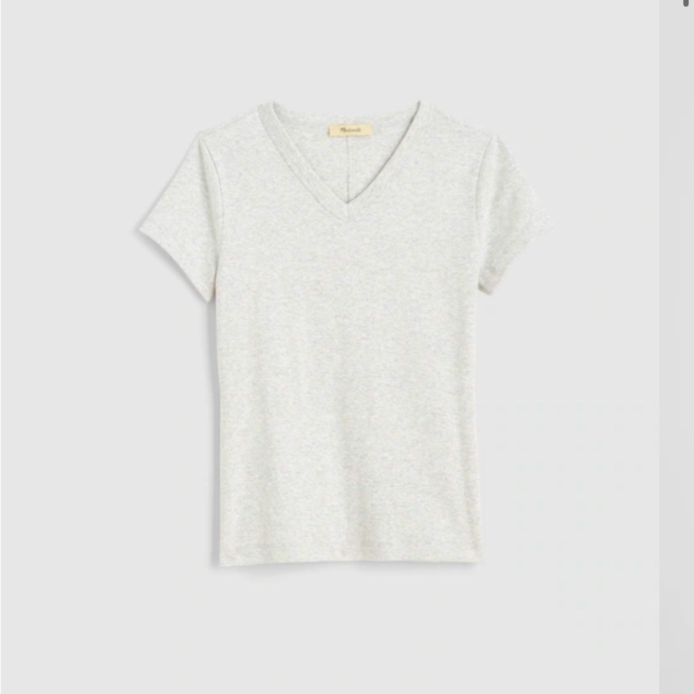 NWT Madewell 90’s V-Neck Baby T